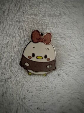 Disney Daisy Duck Tsum Enamel Pin in White, Brown & Pink